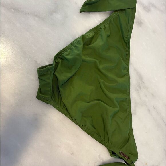 Perry Ellis Green Bikini with Tie Details - Picture 5 of 9